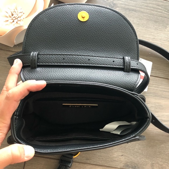 Sold - Picture 3 of 6